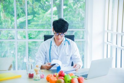 young Asian doctor is thinking of establishing dietary supplements for export around the world.
